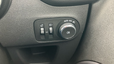 Vauxhall Crossland 1.2 SE 5dr Petrol Hatchback